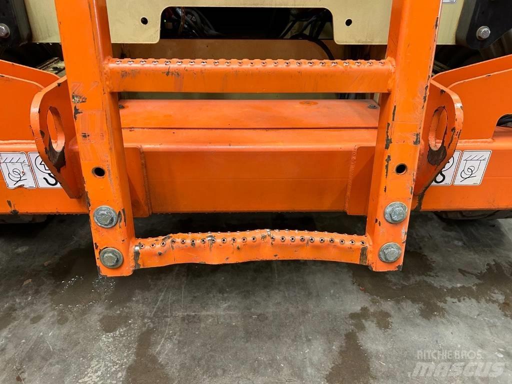 JLG M 4069 LE Saksilavat