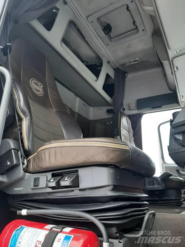 Volvo FH 16 Puuautot