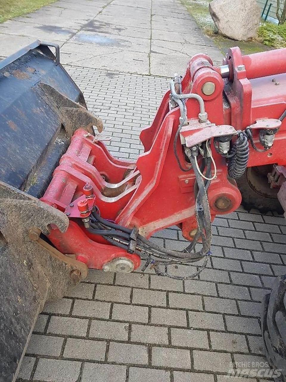 Schäffer 6680T Pienkuormaajat