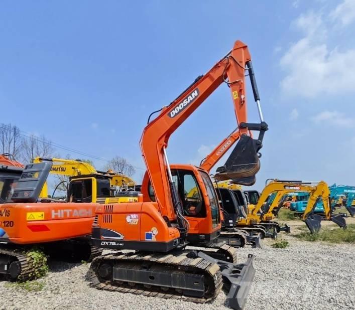 Doosan DX75-9C Midikaivukoneet 7t - 12t