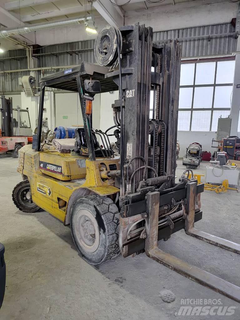 CAT GPL 40 Nestekaasutrukit