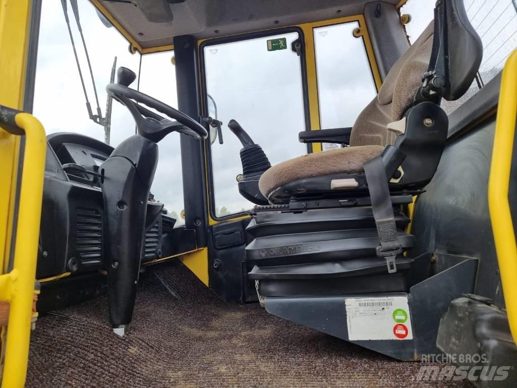 Bomag BW 213 D H-4 Yksivalssijyrät