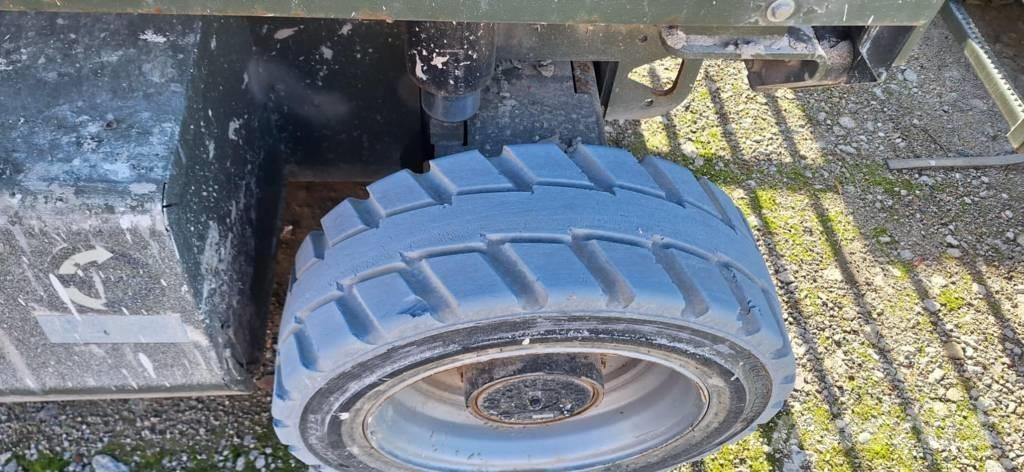 JLG M 3369 Saksilavat