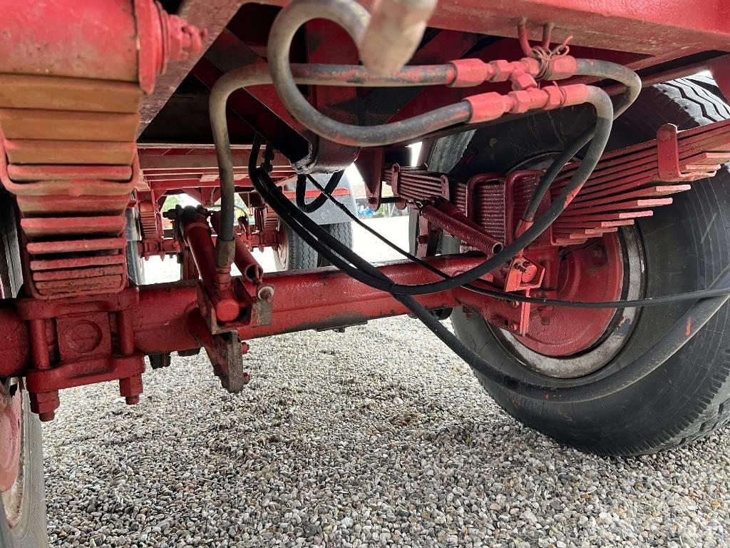 Scania Vogntræk Yleisperävaunut