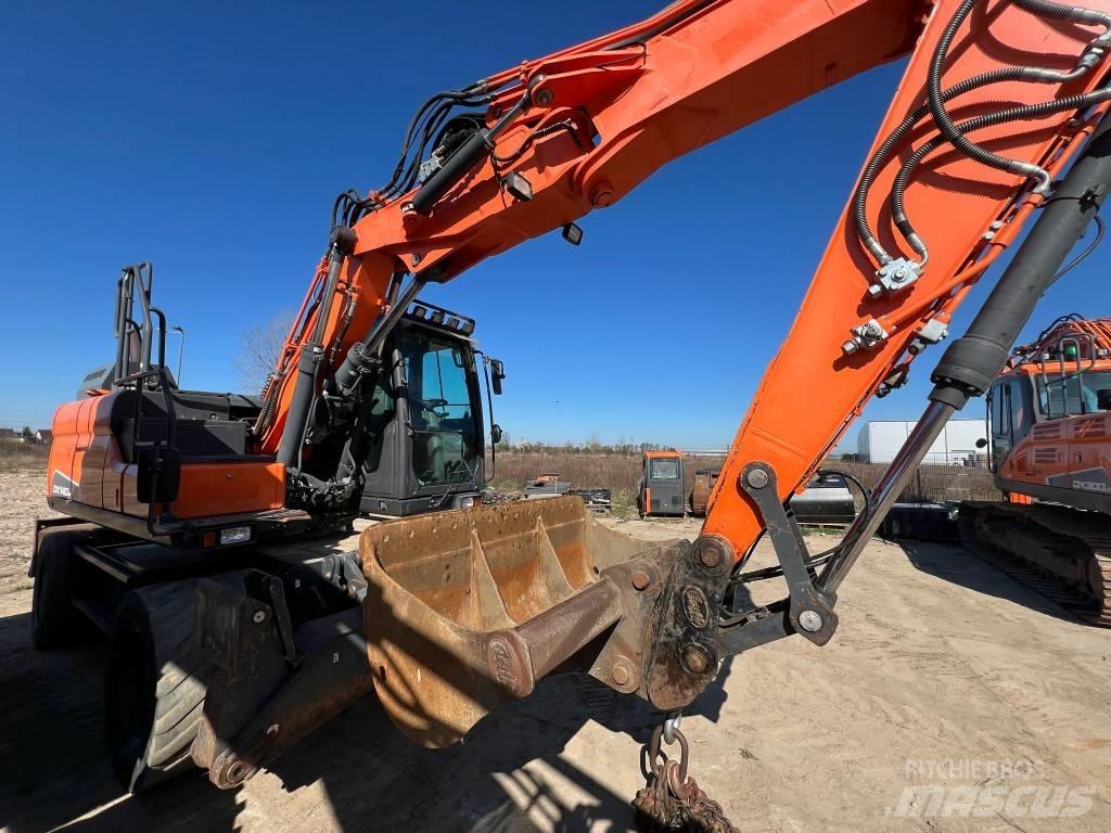 Doosan DX140W-5 Pyöräkaivukoneet