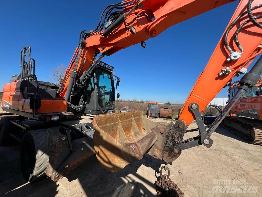 Doosan DX140W-5 Pyöräkaivukoneet
