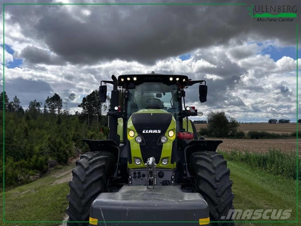 CLAAS Axion 800 Traktorit