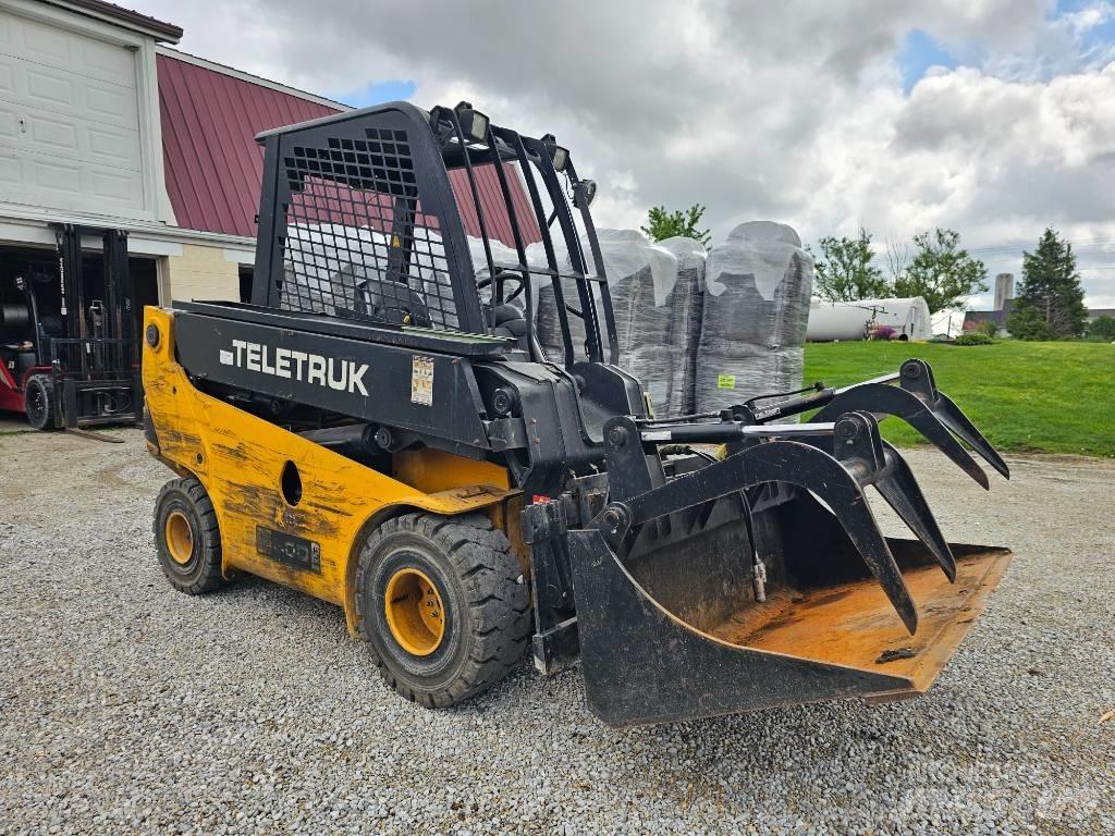 JCB Teletruk 30 D Maastotrukit