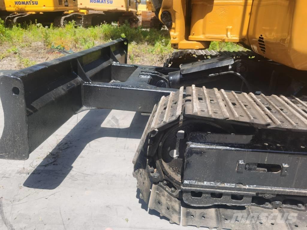 CAT 304 Minikaivukoneet < 7t