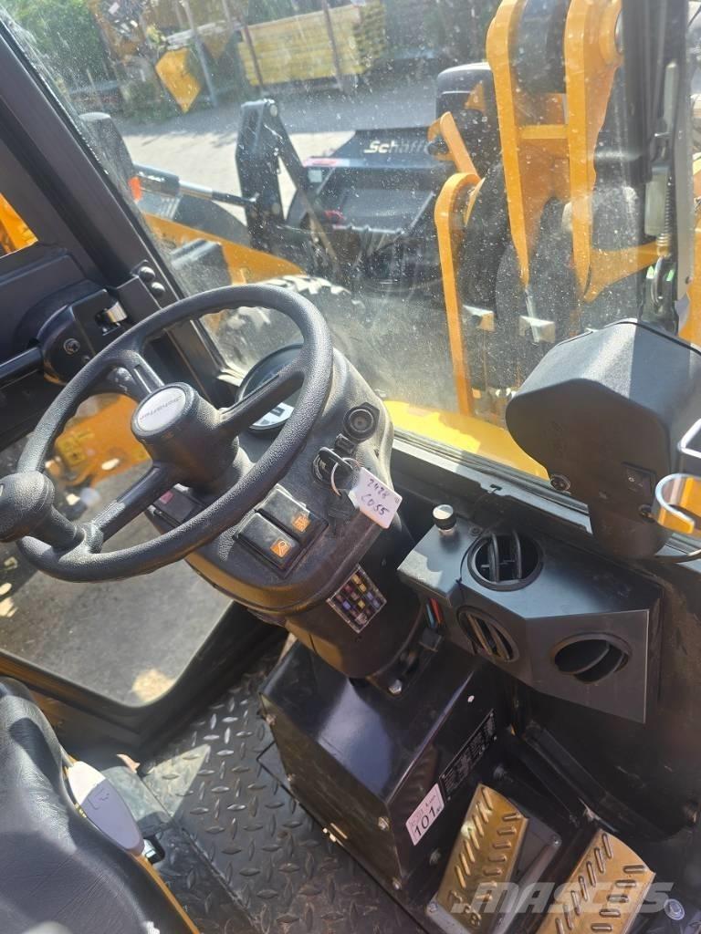 Schäffer 2428 SLT Liukuohjatut kuormaajat