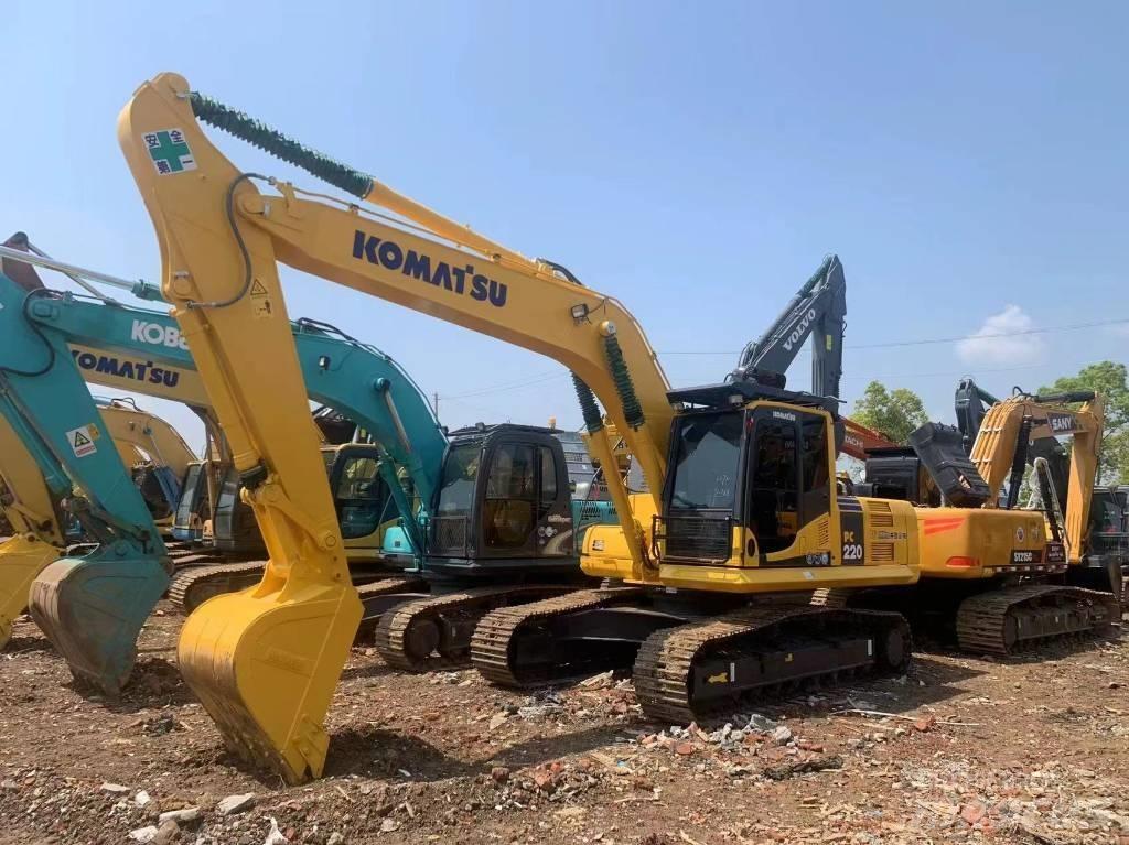 Komatsu PC 200-8 Midikaivukoneet 7t - 12t