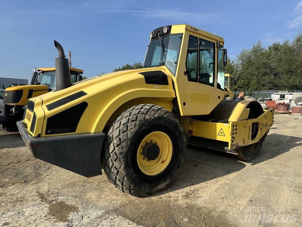 Bomag BW213-DH4 Yksivalssijyrät