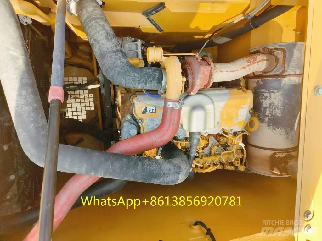 CAT 320 Telakaivukoneet