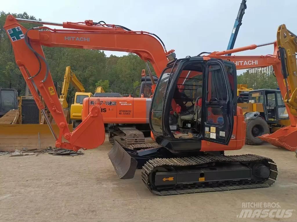 Hitachi ZX 75 Midikaivukoneet 7t - 12t