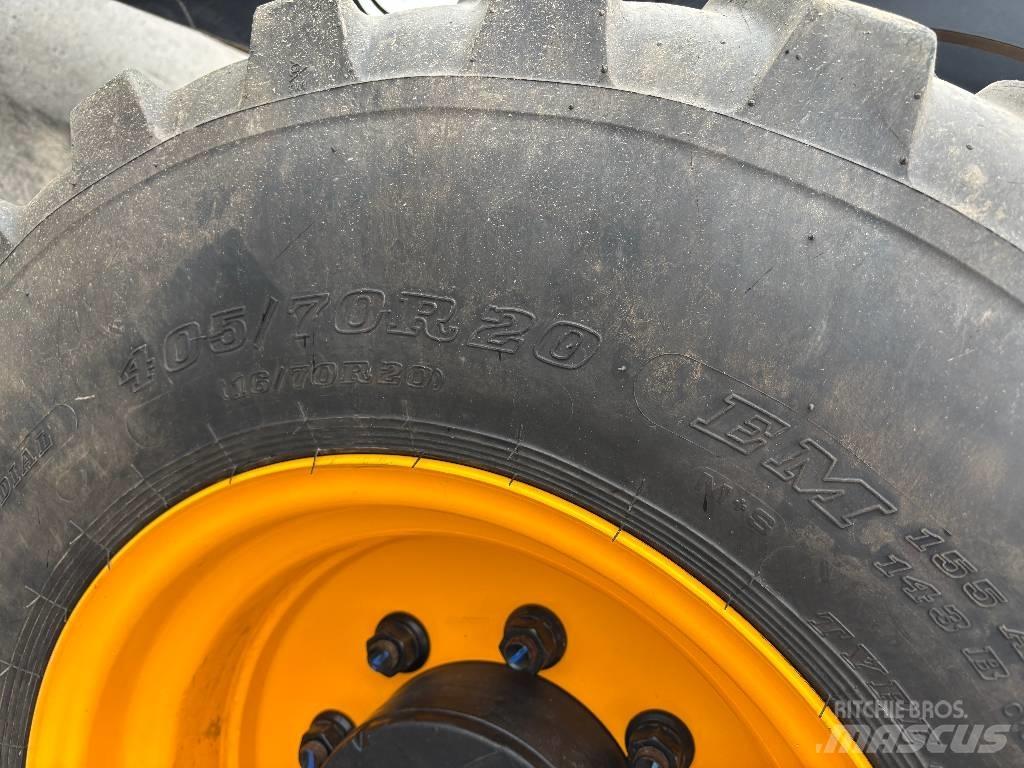 JCB 409 Pyöräkuormaajat