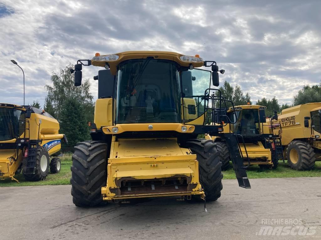 New Holland CX 8070 Leikkuupuimurit