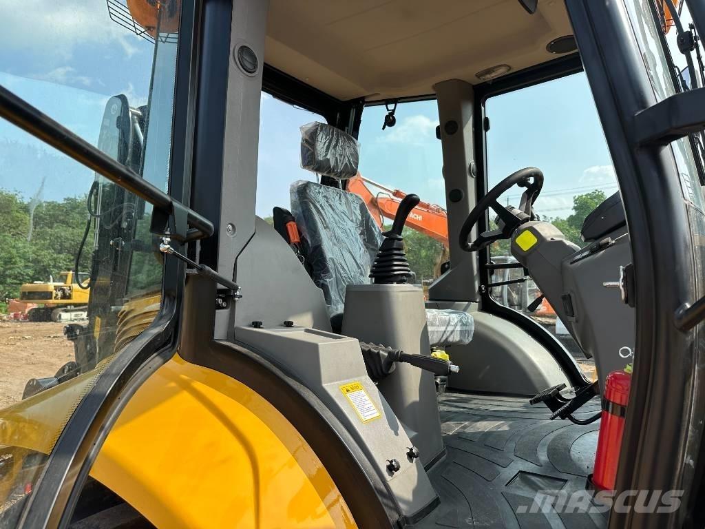 JCB 3CX Kaivurikuormaajat