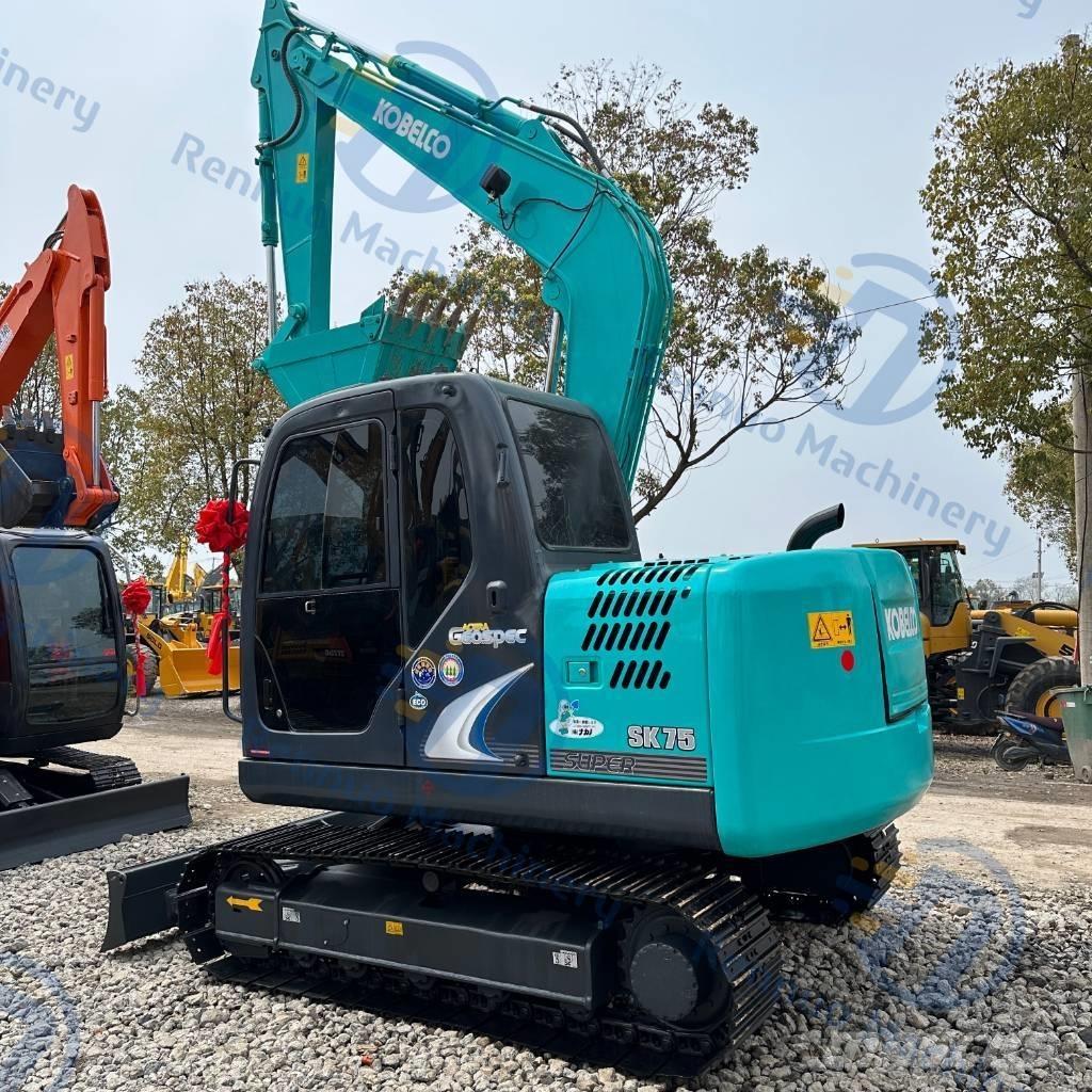 Kobelco SK75 Telakaivukoneet