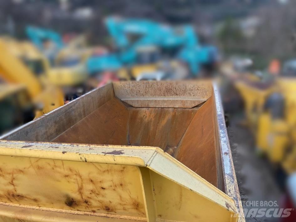 Komatsu HM 300-5E Dumpperit