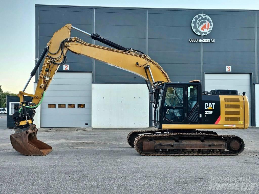 CAT 320 FL Telakaivukoneet
