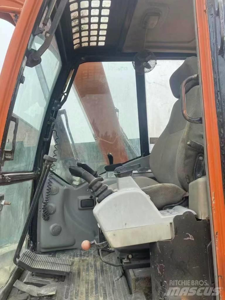 Doosan DX 80 Midikaivukoneet 7t - 12t