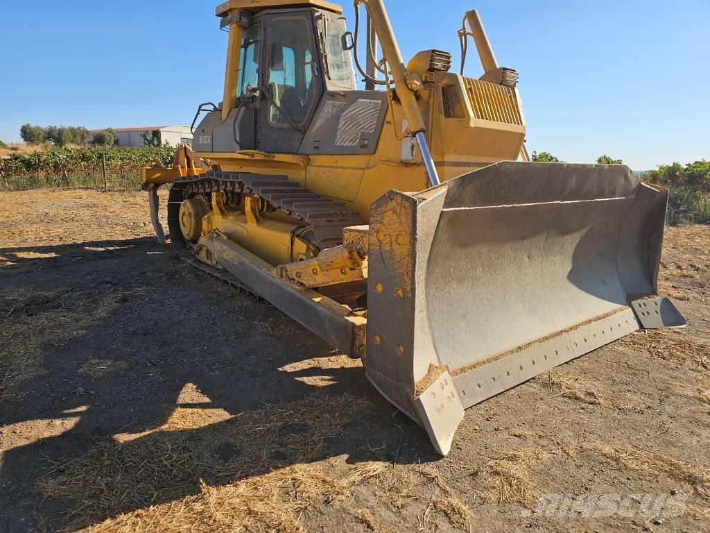 Komatsu D 65 EX 12 Telaketjupuskutraktorit
