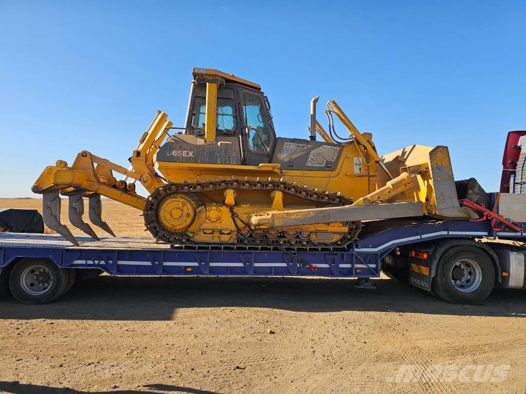 Komatsu D 65 EX 12 Telaketjupuskutraktorit