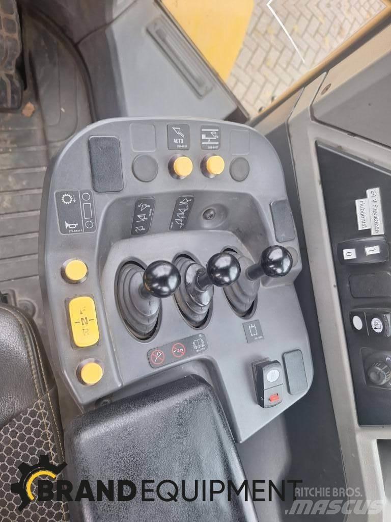 CAT 950M Pyöräkuormaajat