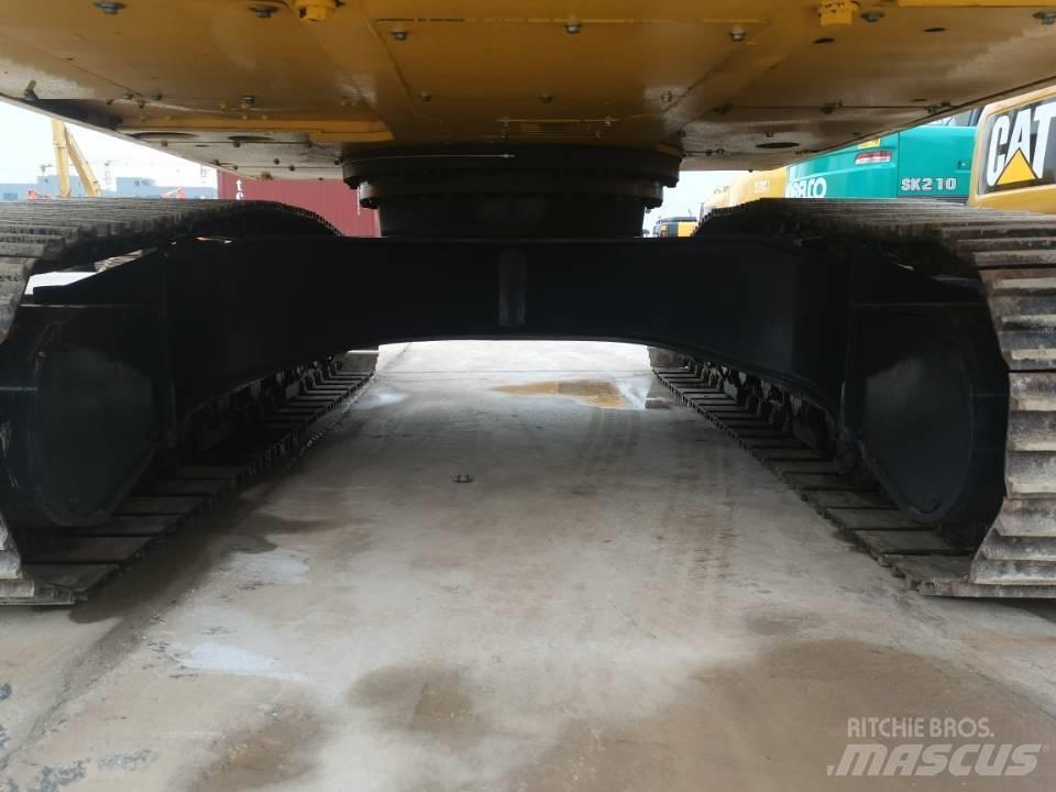 Komatsu PC 220-8 Telakaivukoneet