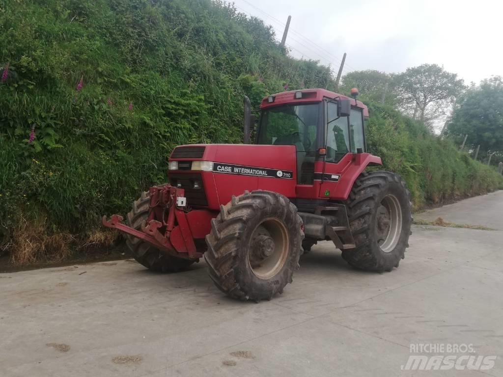 CASE 7110 Traktorit