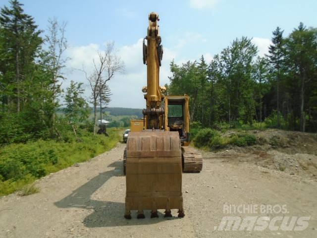 CAT 215 Telakaivukoneet