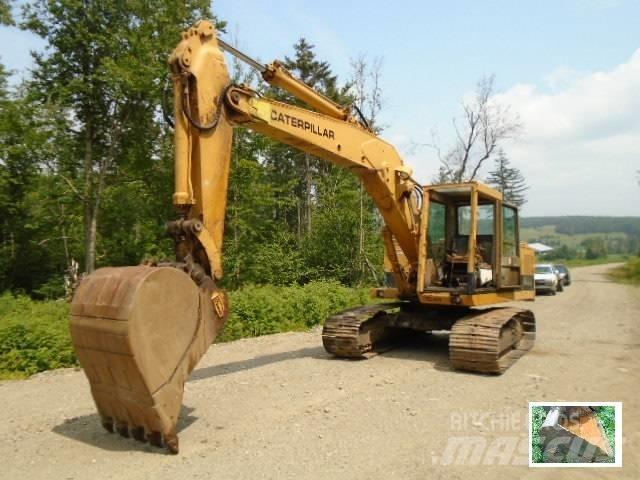 CAT 215 Telakaivukoneet