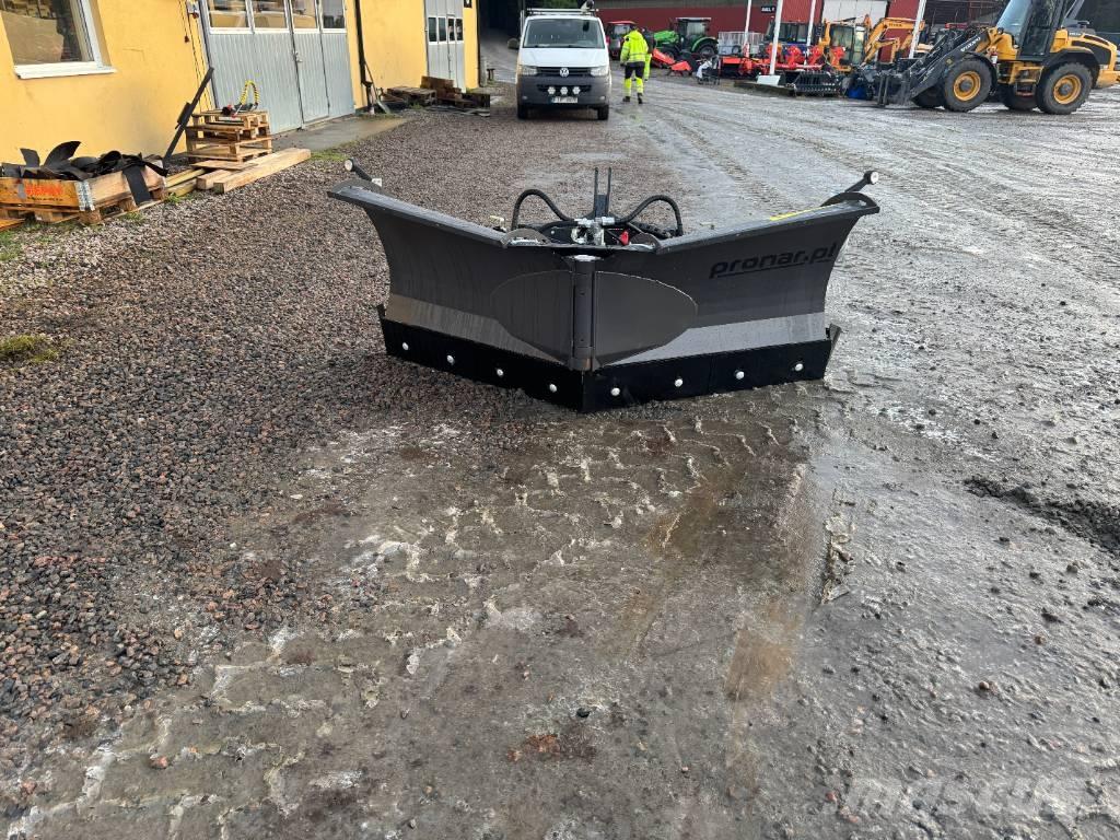 Pronar PUV 2400 M Lumiaurat