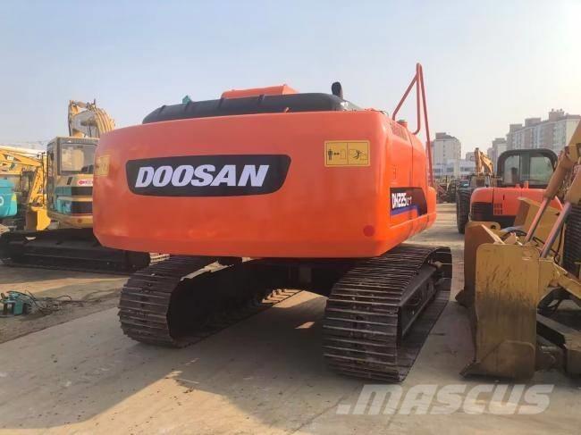 Doosan DH 225 LC-9 Telakaivukoneet