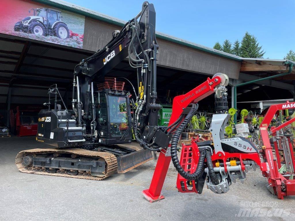 JCB 150X Harvesterit