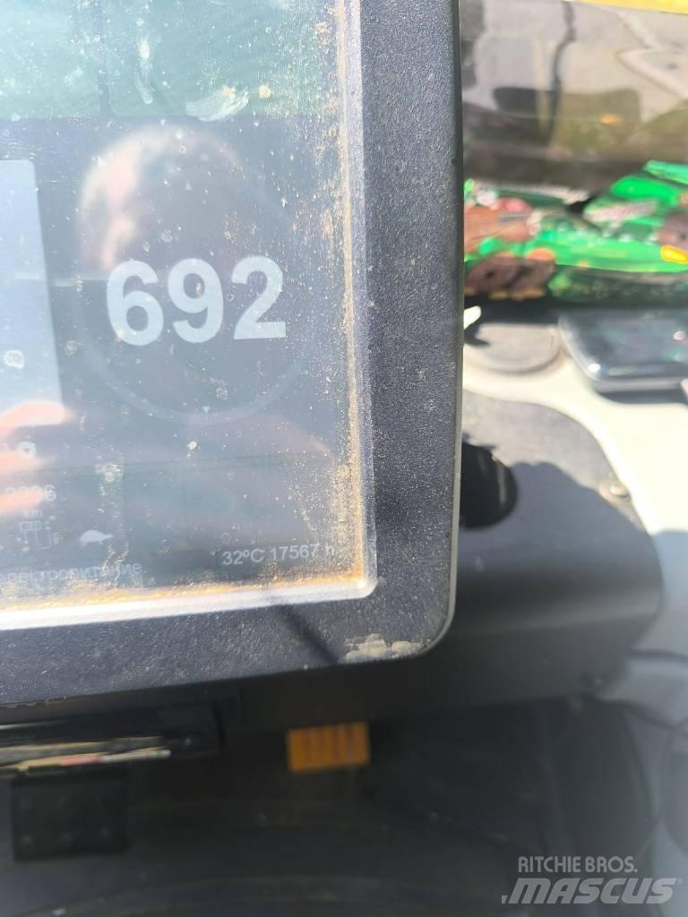 John Deere 1270 G Harvesterit