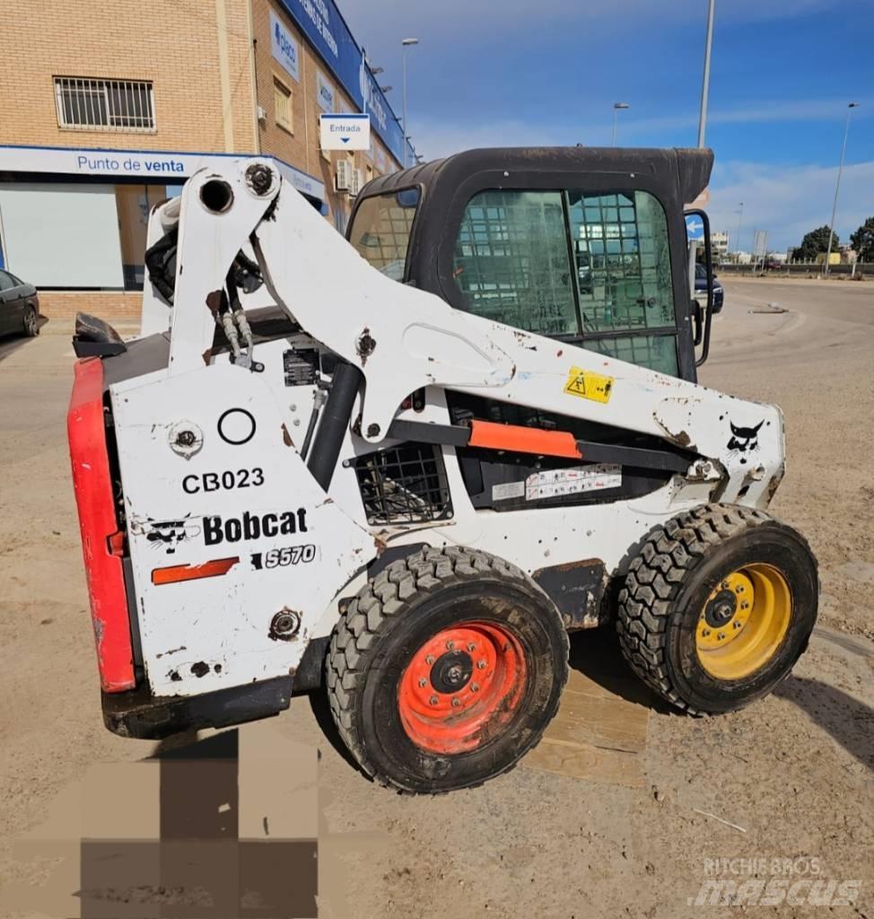 Bobcat S 570 Liukuohjatut kuormaajat