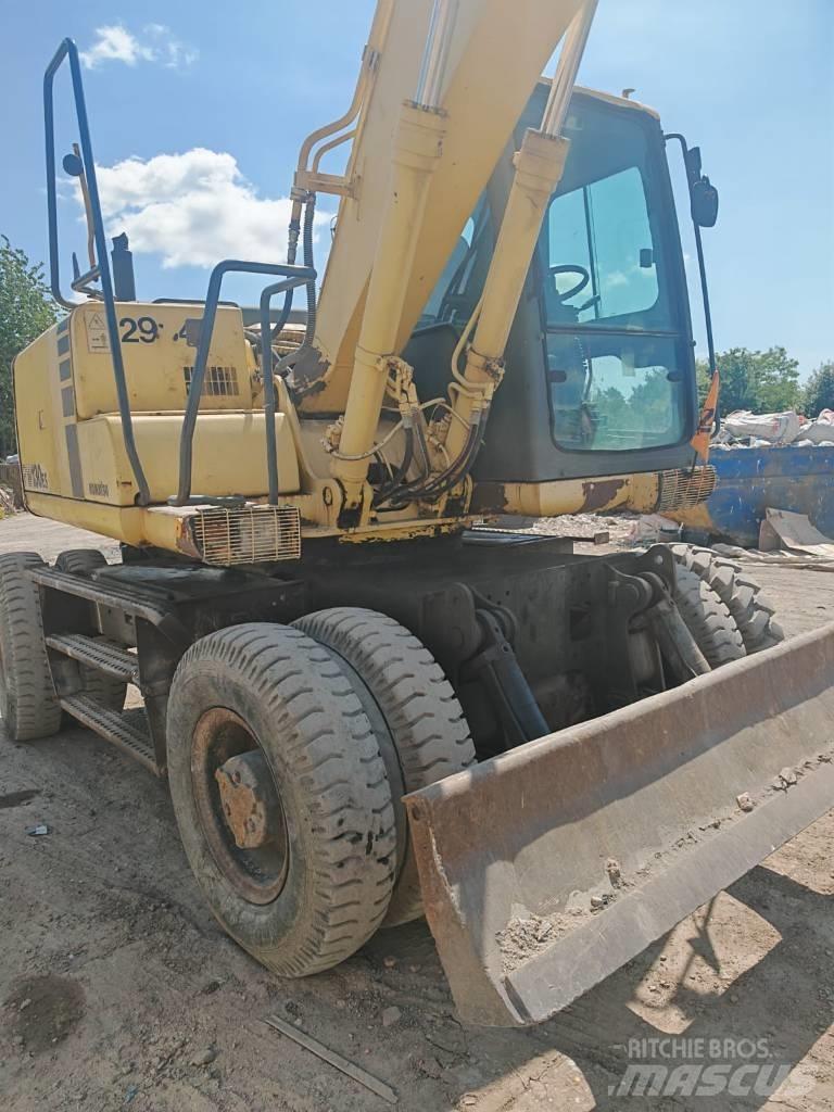 Komatsu PW 130ES-6K Pyöräkaivukoneet