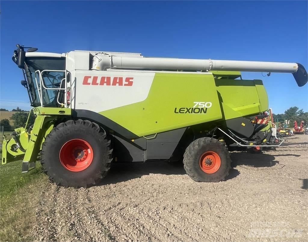 CLAAS Lexion 750 Leikkuupuimurit