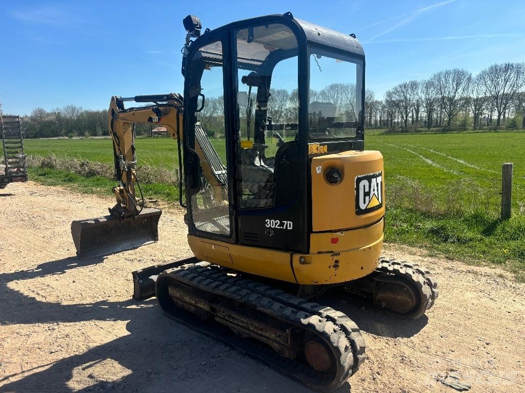 CAT 302.7 D Minikaivukoneet < 7t