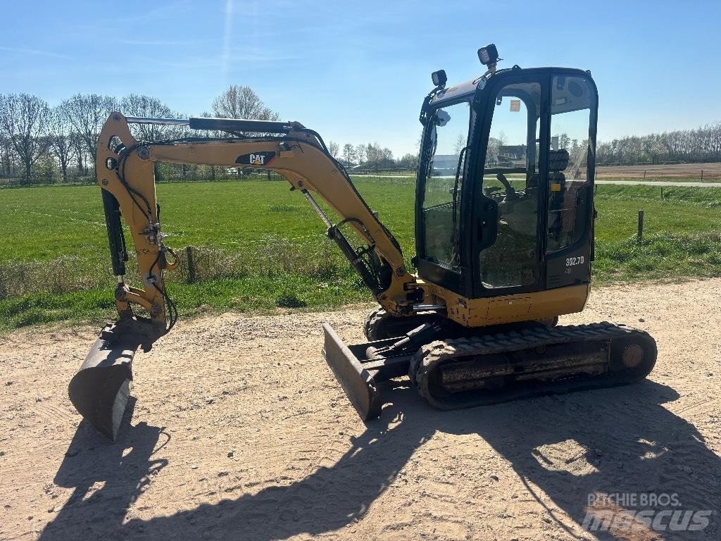 CAT 302.7 D Minikaivukoneet < 7t