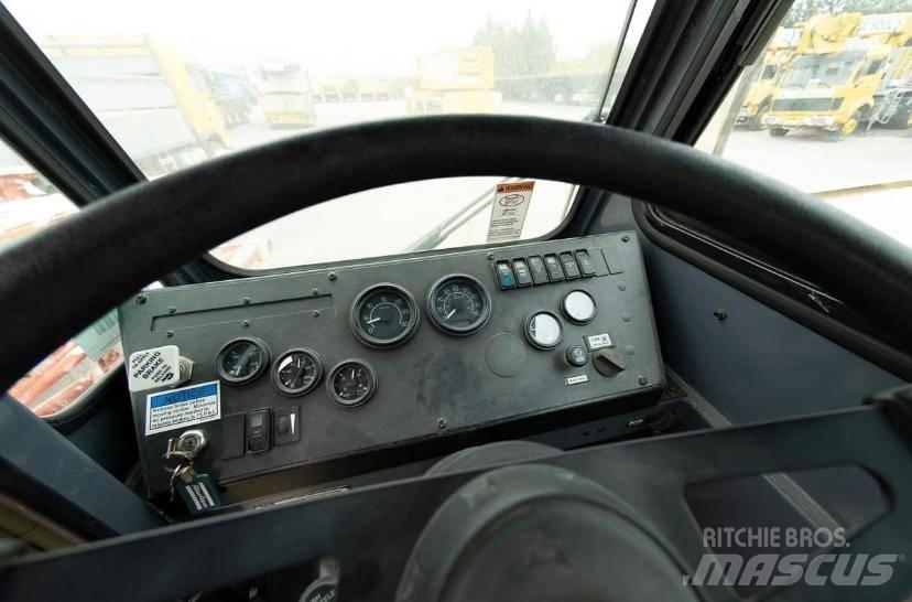 Atlas Copco RD 20 II Kuorma-auto porauskalustolla