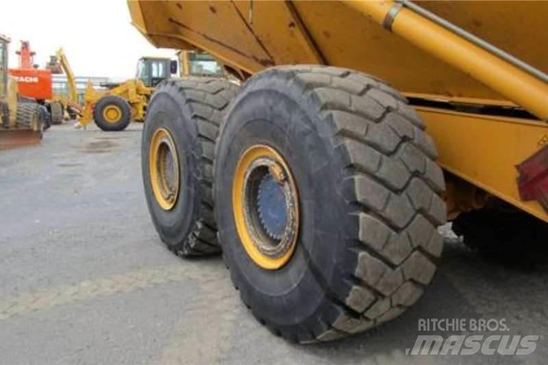 Bell B45E Dumpperit