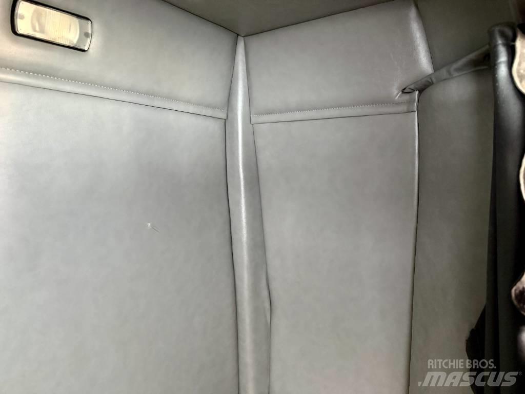 Western Star 4900 SF Vetopöytäautot