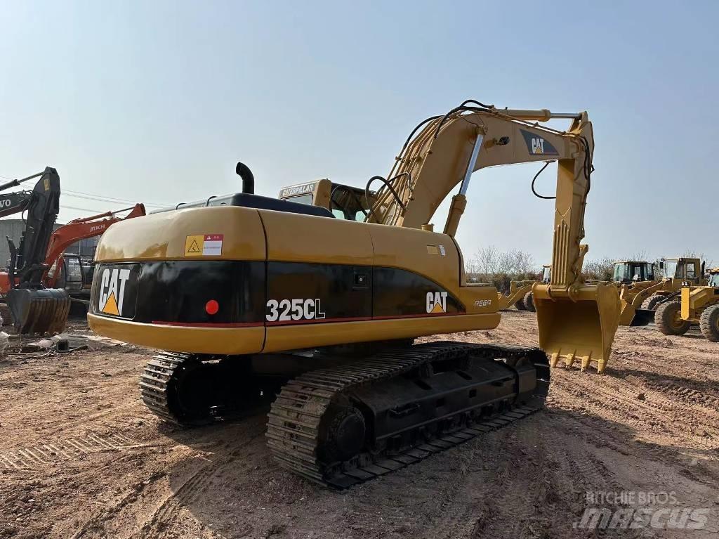 CAT 325 CL Telakaivukoneet