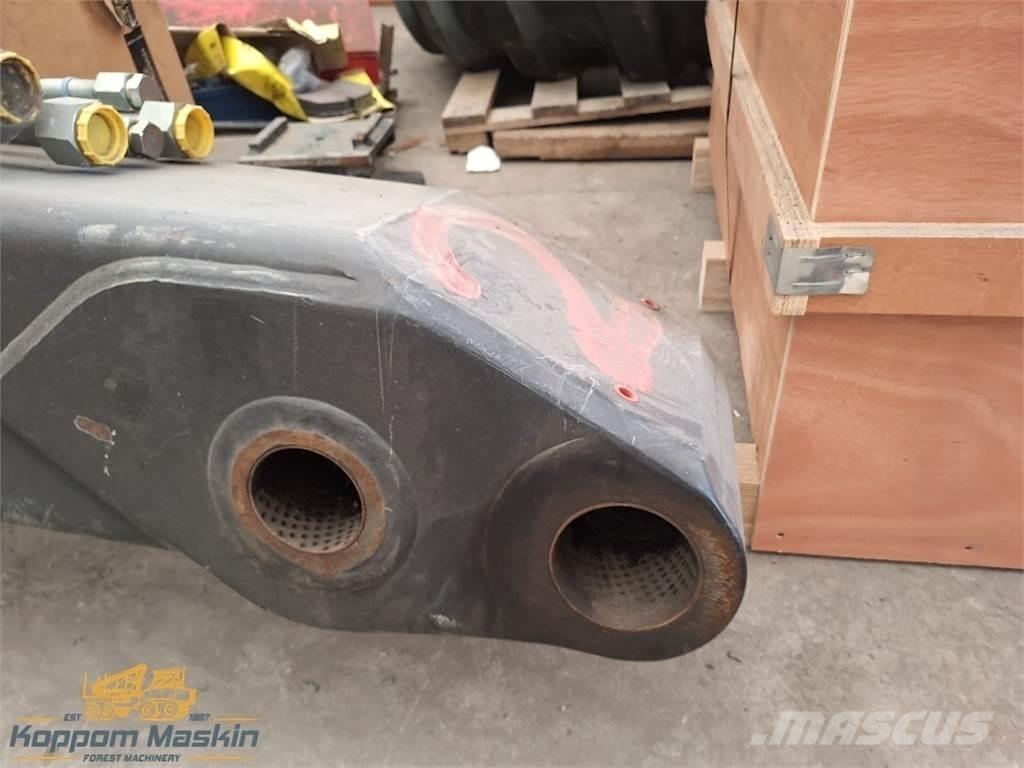 Loglift 111 Kuormatraktorinosturit