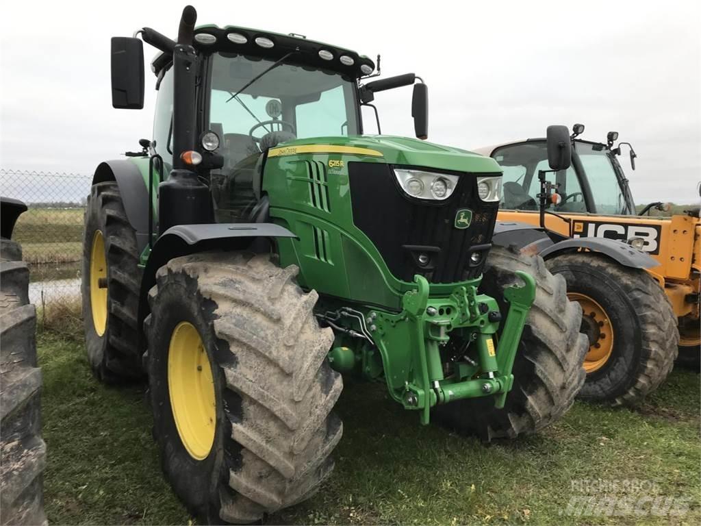 John Deere 6215R Traktorit