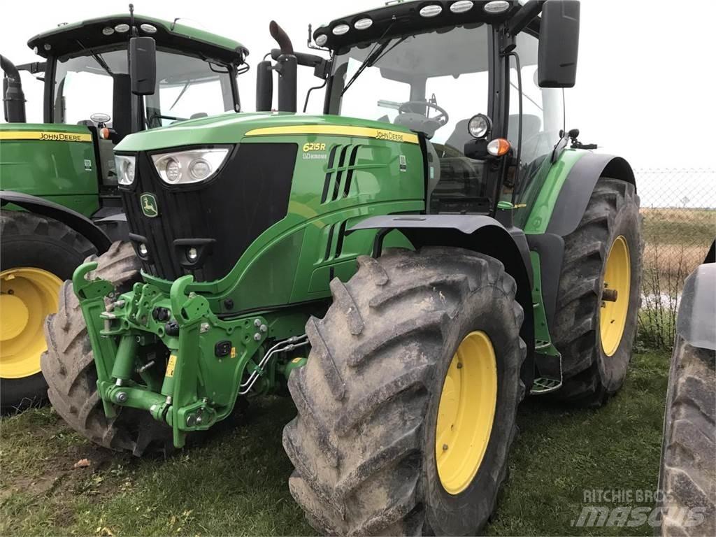 John Deere 6215R Traktorit