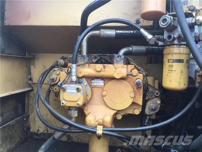 CAT 320 C Telakaivukoneet