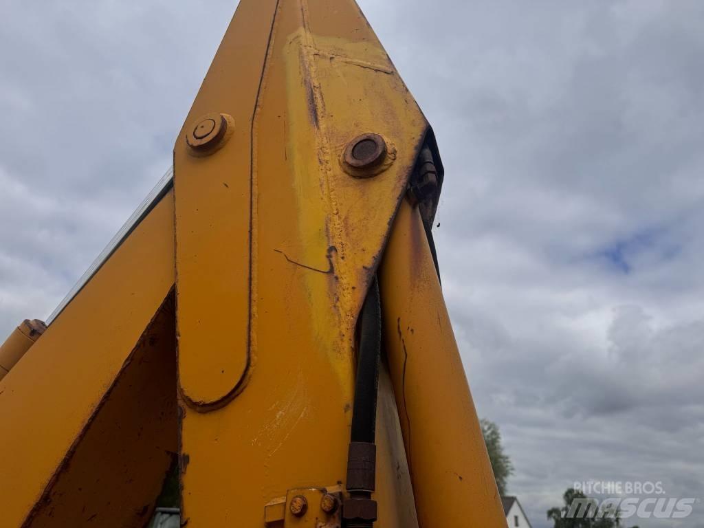 Komatsu WB 97 R-5EO Kaivurikuormaajat